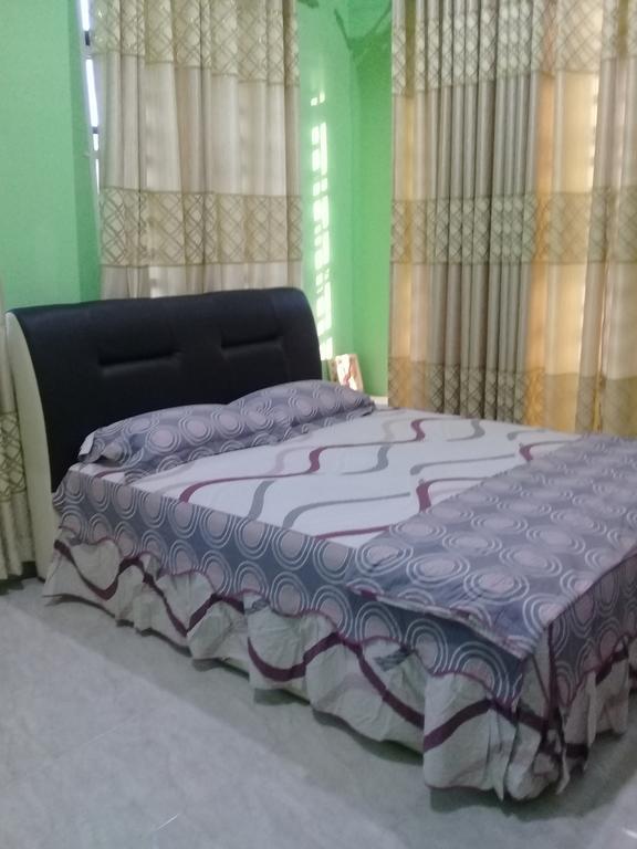 Mirza Homestay Marang Esterno foto